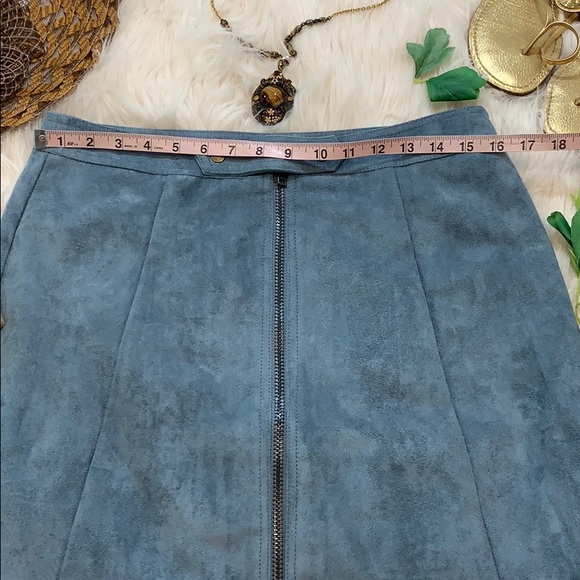 Bishop + Young Skirt-c - Picture 3 of 8